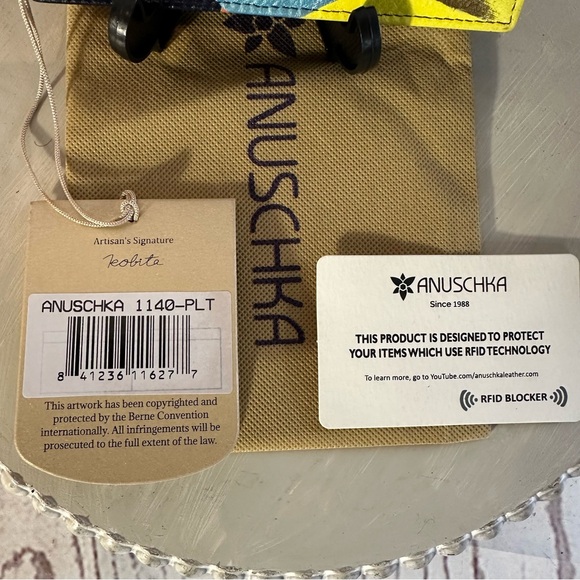 NWT Anuschka Women’s Hand Painted Leather RFID Credit Card Holder Case Wallet - Picture 7 of 10